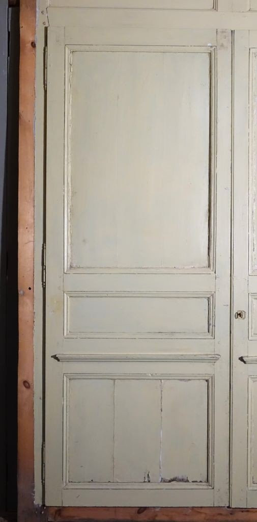 Large Two-Door Closet