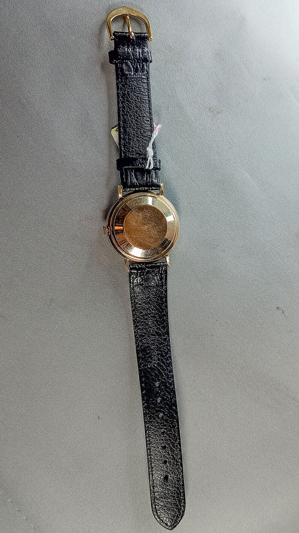 LONGINES Admiral, Automatique. Plaqué or + Diamants