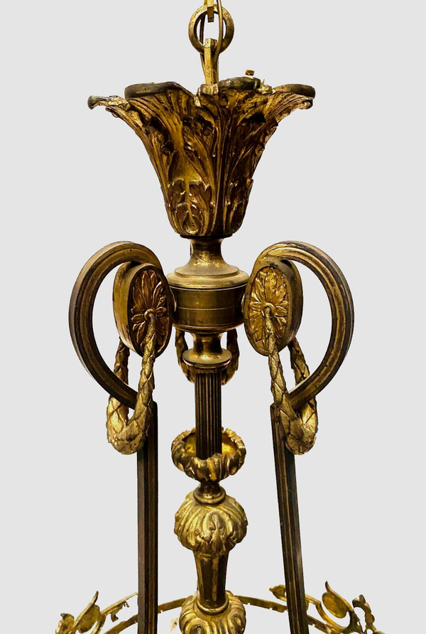 Kronleuchter im Stil Louis XV aus Bronze und Milchglas XX Jahrhundert