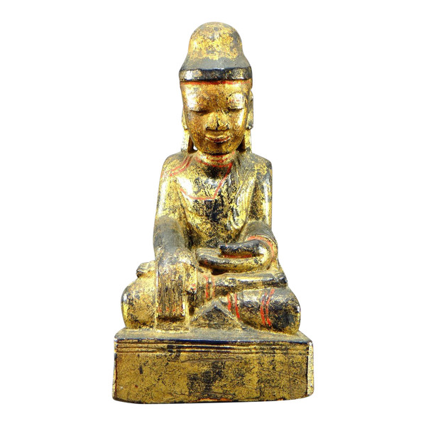 Birmanie, XIXème Siècle, Bouddha Mandalay En Bois Sculpté Et Doré Sur Fond De Laque Noire.