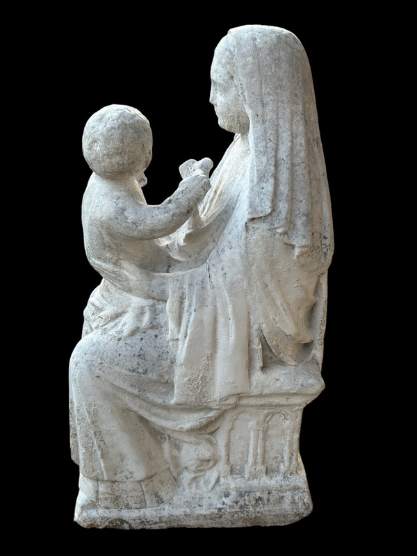 Important 16th Century Stone Madonna En Majesté - High Period Sculpture H 72 Cm