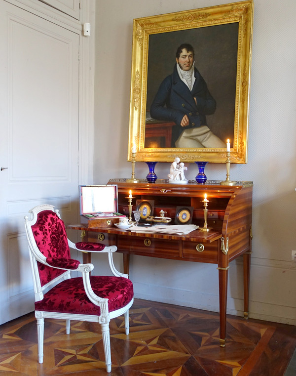 Louis XVI period desk armchair in carved wood and Genoa velvet