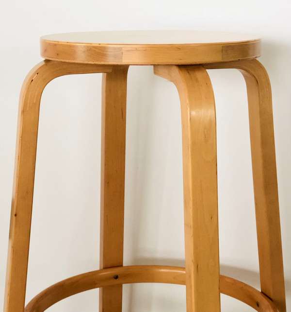 Barhocker 64 von Alvar Aalto für Artek, Finnland 1980er Jahre