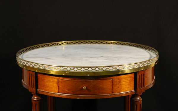 Bouillotte table, pedestal table  19th century  Laton baluster 