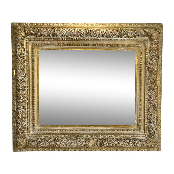 ANTIQUE NAPOLEON III FRAME IN CARVED AND PATINATED WOOD FOR PAINTING 43.5 cm x 34 cm