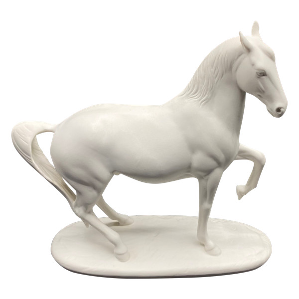 PORCELAIN HORSE