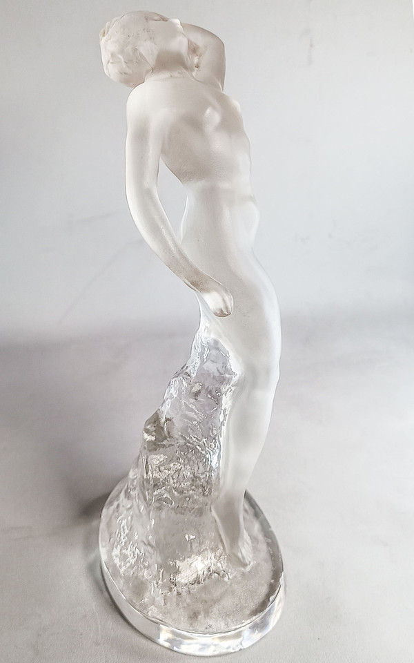 LALIQUE FRANCE Femme cristal