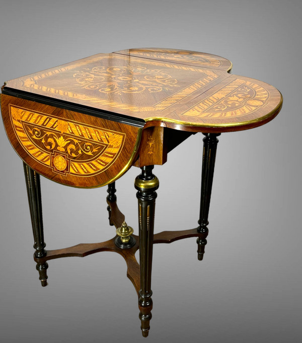 19th CENTURY SQUARE LIVING ROOM TABLE WITH LOUIS XVI STYLE MARQUETRY