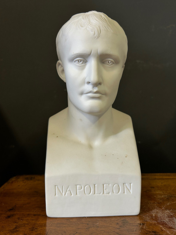 Büste des Kaisers Napoleon Bonaparte aus Biskuitporzellan nach Canova, frühes 20. Jahrhundert