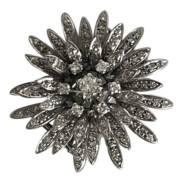 623- Flower Pendant Brooch Gray Gold Diamonds