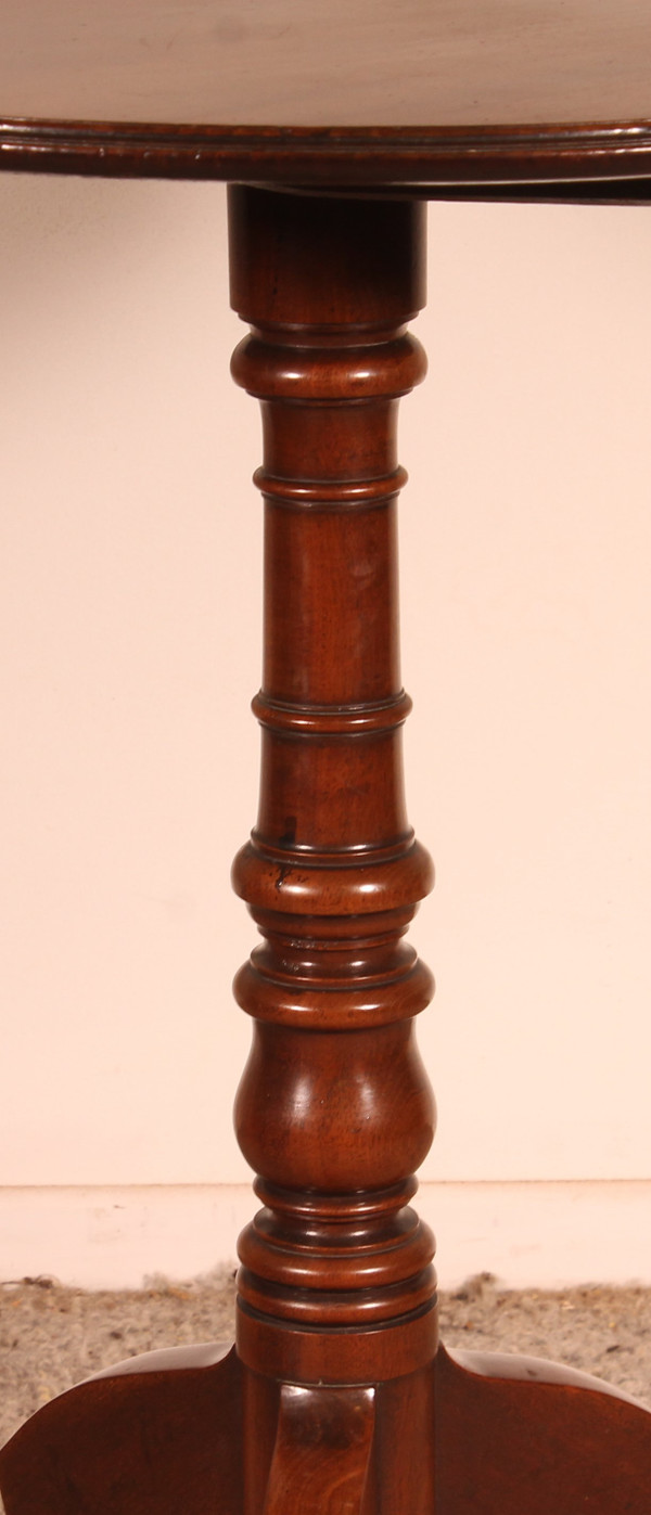 English Tripod Table Circa 1800 In Mahogany