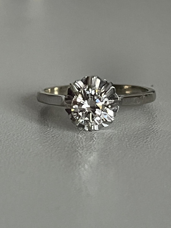 5241- Bague Solitaire Or Gris Diamant 0.80 Ct