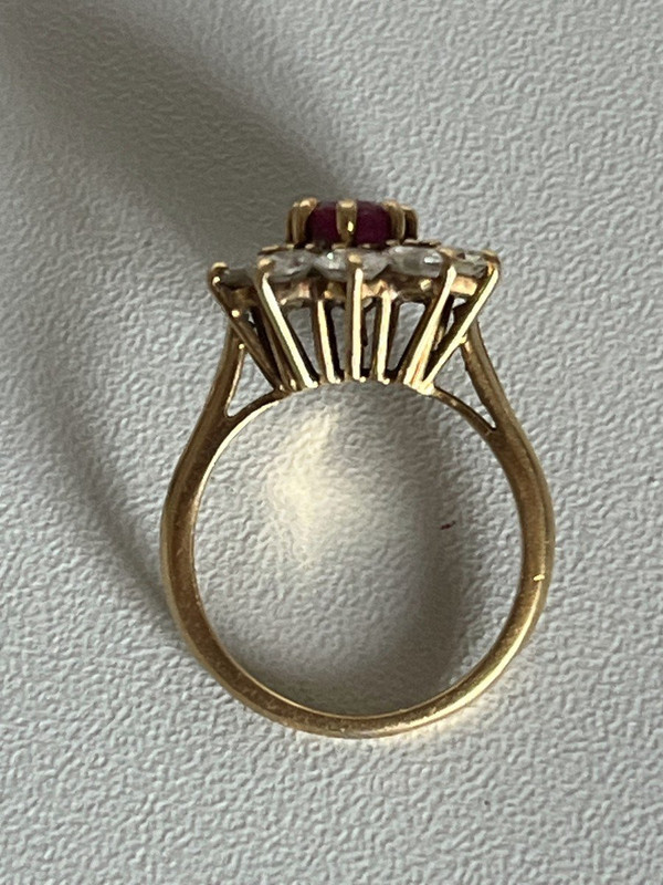 4205- Bague Pompadour Or Jaune Rubis Diamants 1,50 Ct