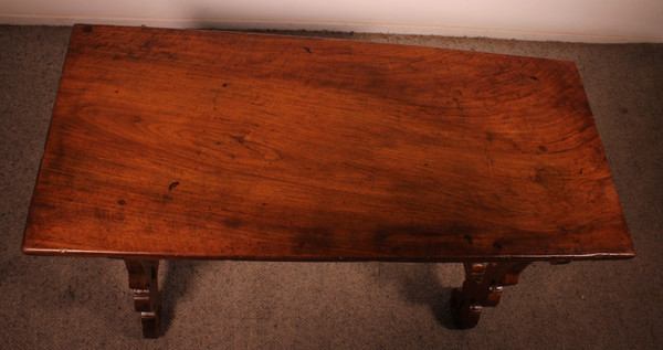 Catalan Console In Walnut -18th Century - Spain