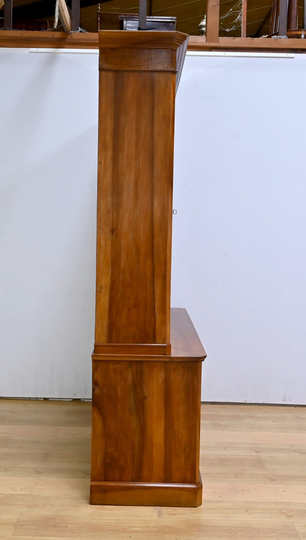 Solid walnut two-part bookcase - Late 19th century