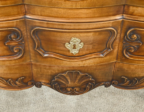 Walnut Crossbow Chest of Drawers, Louis XV style - Early 20th century