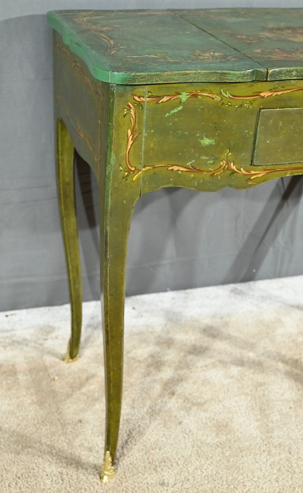 Small Dressing Table in Painted Oak, Louis XV style - Late 18th century