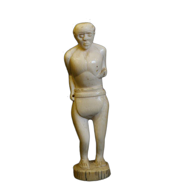  Statue of a standing man in ivory  18th - early 19th century 