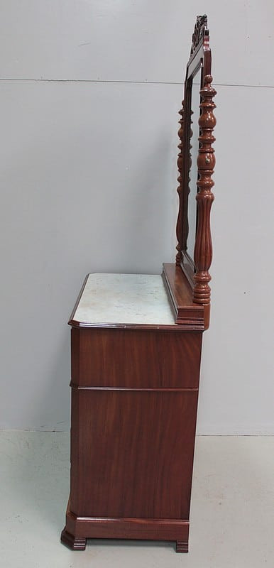 Commode Psiche in mogano XIX secolo