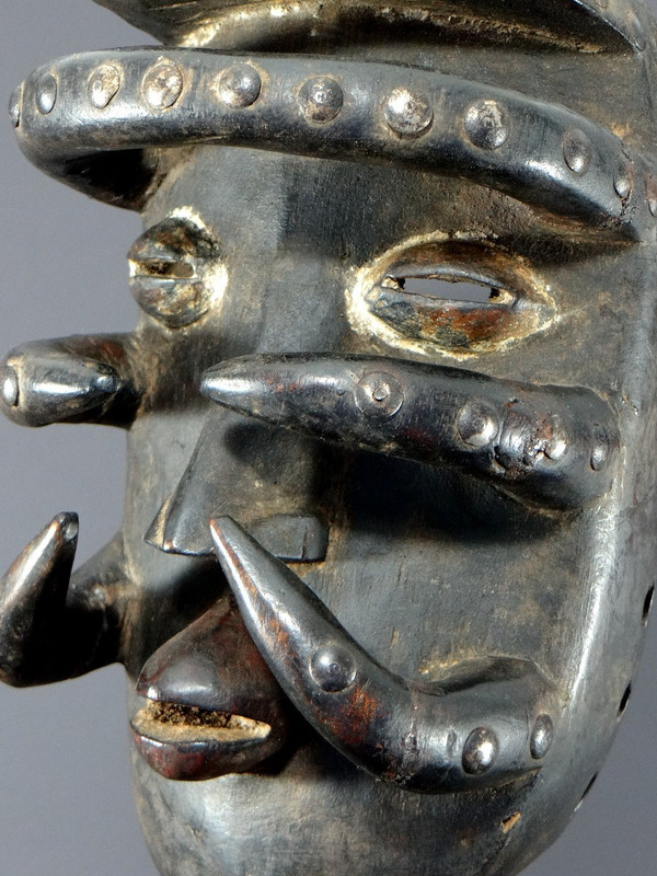 Ouest De La Côte D'ivoire, Peuple Bété, Première Moitié Du XXème Siècle, Superb Wooden Mask.