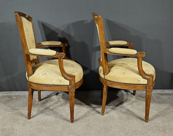 Pair of Cabriolet Armchairs in Solid Beech, Louis XVI style – Late 19th century