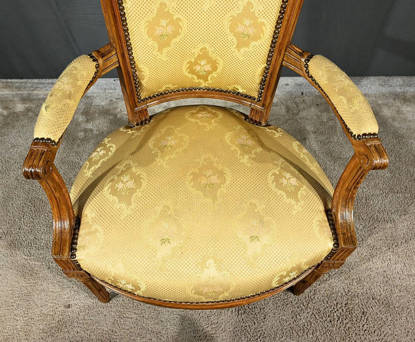 Pair of Cabriolet Armchairs in Solid Beech, Louis XVI style – Late 19th century