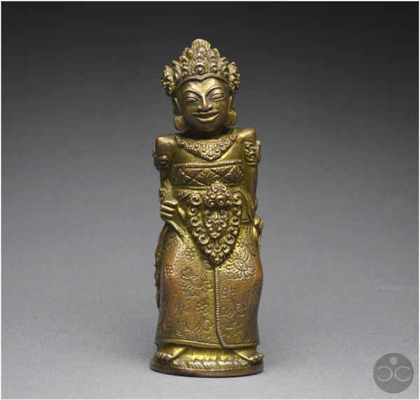 Indonesia, Bali, 16th - 17th century, Anthropomorphic kriss handle in copper alloy