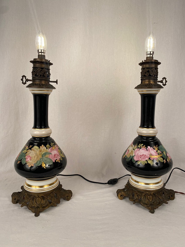 Pair of electrically mounted kerosene lamps, porcelain decorated with roses