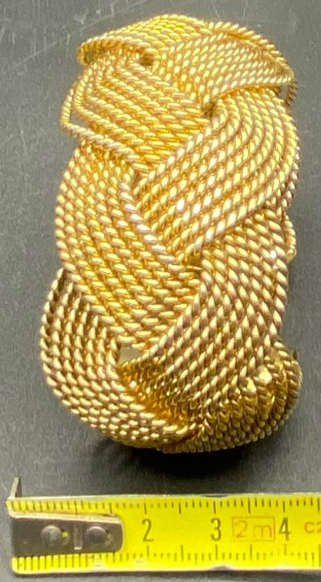 GOLD METAL BRACELET