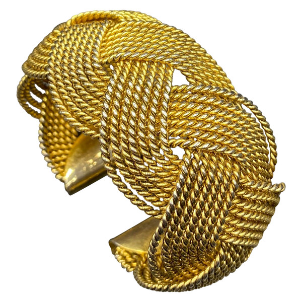 GOLD METAL BRACELET