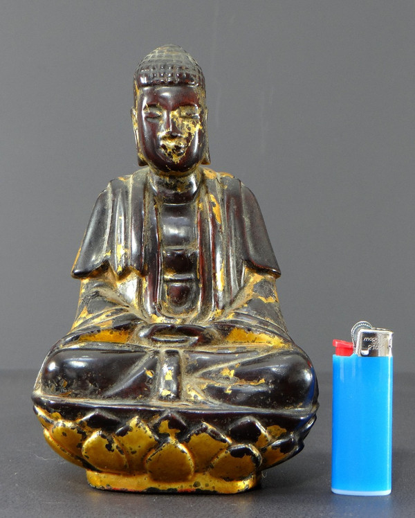 Vietnam, erste Hälfte des 19. Jahrhunderts, Nguyen-Dynastie, Buddha aus lackiertem Holz.