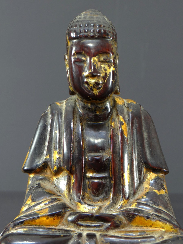 Vietnam, erste Hälfte des 19. Jahrhunderts, Nguyen-Dynastie, Buddha aus lackiertem Holz.