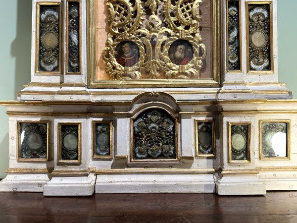 Large Reliquary Altarpiece And Its Predella – Circa 1675