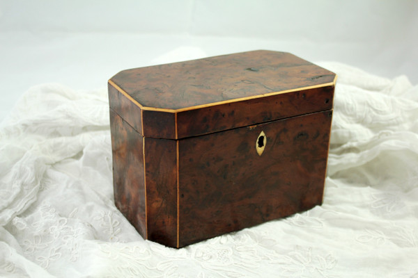 19th century mahogany burr veneer box