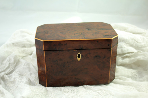 19th century mahogany burr veneer box