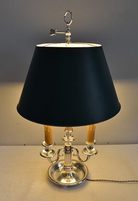  Importante Lampe Bouillotte en Métal Argenté, goût Louis XVI – Fin XIXe 