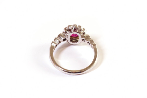 Bridal cluster ruby diamond ring in white gold 18k, wedding ring, pre-owned ring, vintage ruby ring 