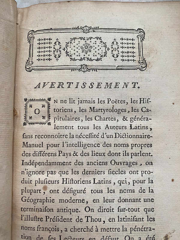 Dictionnaire Interprète-manuel des noms Latins de la Géographie Ancienne et Moderne