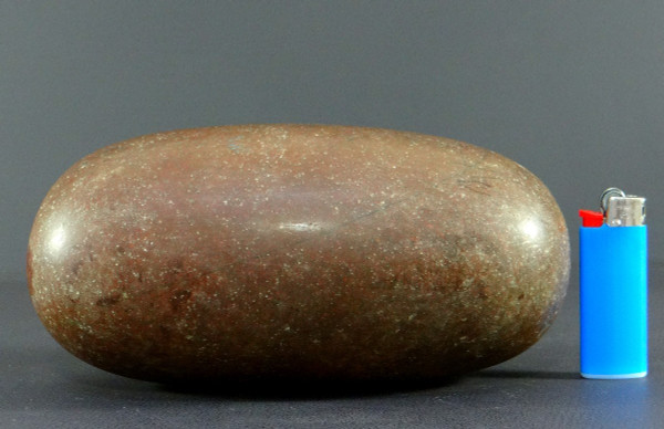 Inde, Début Du XXème Siècle, Pierre Brune De Shiva Lingam De Forme Ovale, Parfaitement Polie.