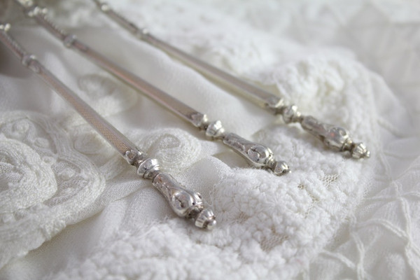 6 solid silver teaspoons early 20th century