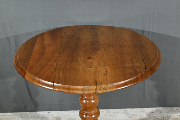 Small walnut pedestal table, Louis Philippe period - 2nd half 19th century