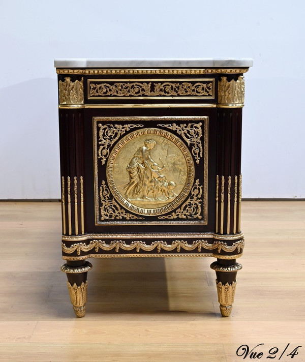 Commode d’Apparat « Marie-Antoinette » en Acajou, d’après G.Benneman et J.Stöckel – Début XXe