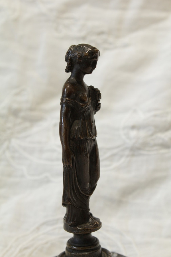 Bronze sculpture of an antique woman, late 19th century