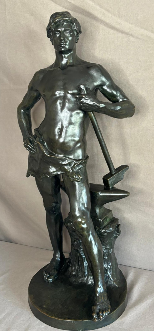 Statua in bronzo di un giovane fabbro, Georges Bareau (1866-1931) fonderia "F. BARBEDIENNE" Parigi