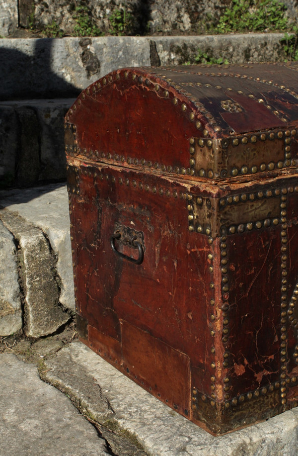 Studded leather travel case, 18th century