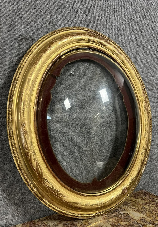 Gilded leaf frame with curved glass Napoleon III period circa 1850