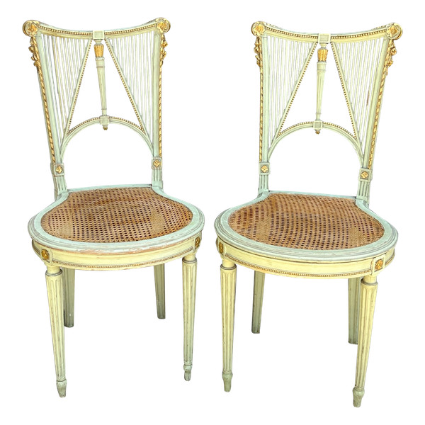 PAIRE DE CHAISES EN BOIS DES ANNÉES 1900 PEINT EN VERT ET DORÉ STYLE LOUIS XVI