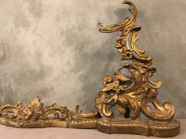 Louis XV style bronze mantel bar from the 19th century