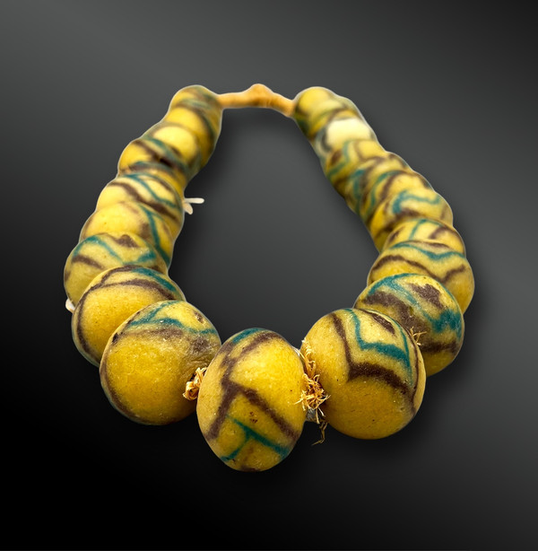 NECKLACE - Krobo culture, Ghana