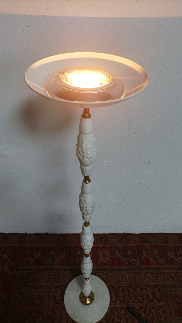 Lampada da terra alogena degli anni '60 in ceramica marmo e ottone